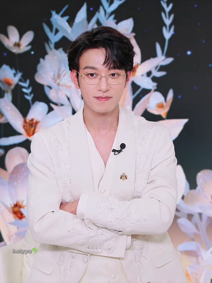 Gao Tu? is that you? #LiPeiEn #Seekyli #Desire4 #foryou 