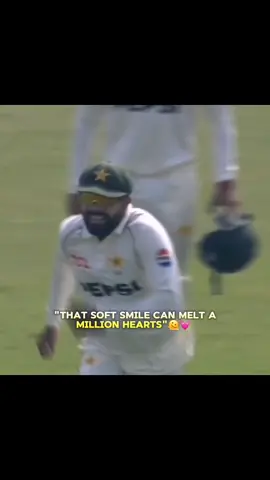 A smile we all craved😭❤️‍🩹 #babarazam #pct  #pakistancricketteam #foryoupage #unfreezemyacount 