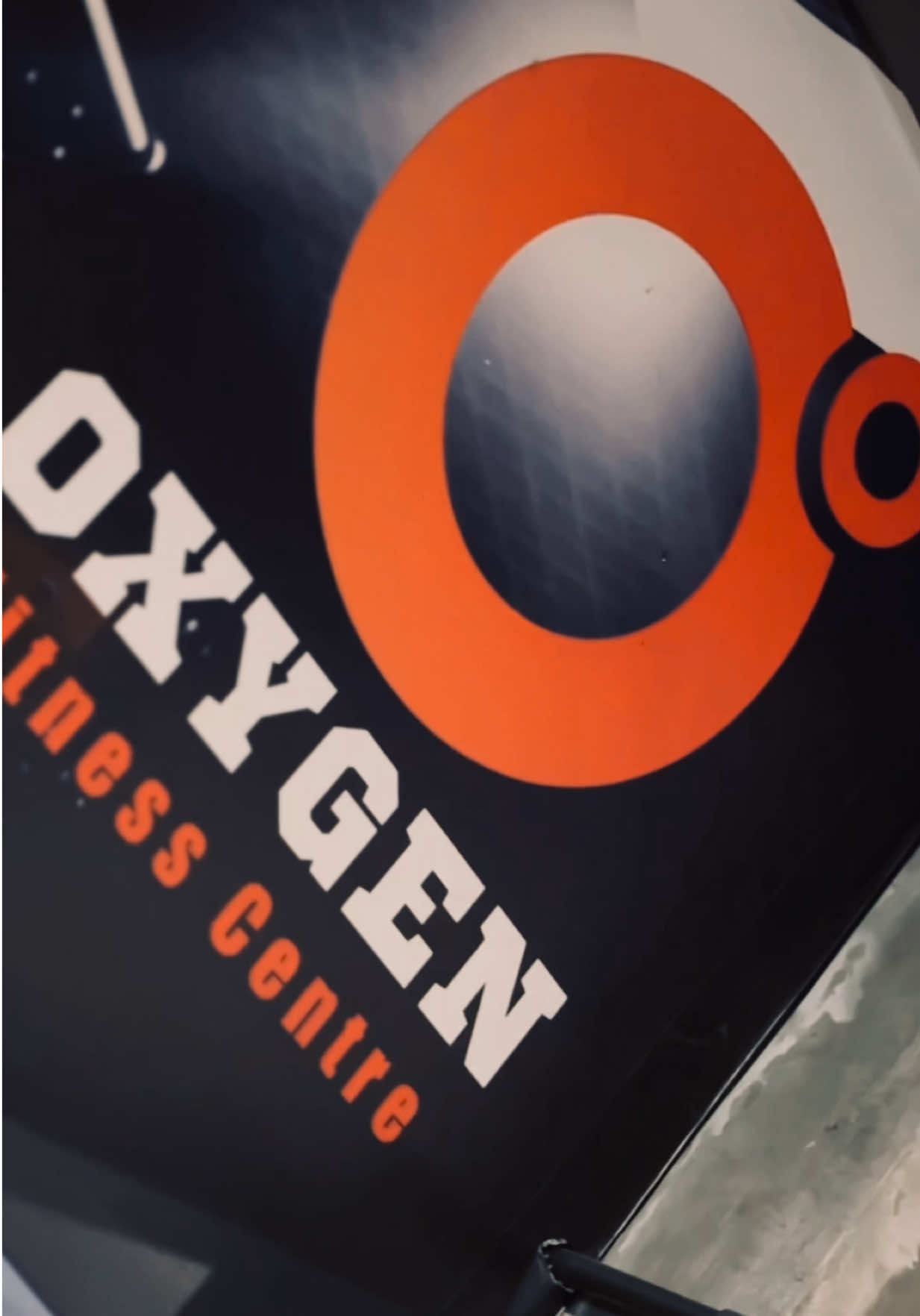 Breathe strength. Exhale limits. At Oxygen, every rep fuels your power   📍 613/1/1, Galle Road, Rawatawatta Rd, Moratuwa   ☎️ (076) 210 7568   #foryou #Fitness #workoutmotivation #joinwithus #oxygenfitnesscenter 