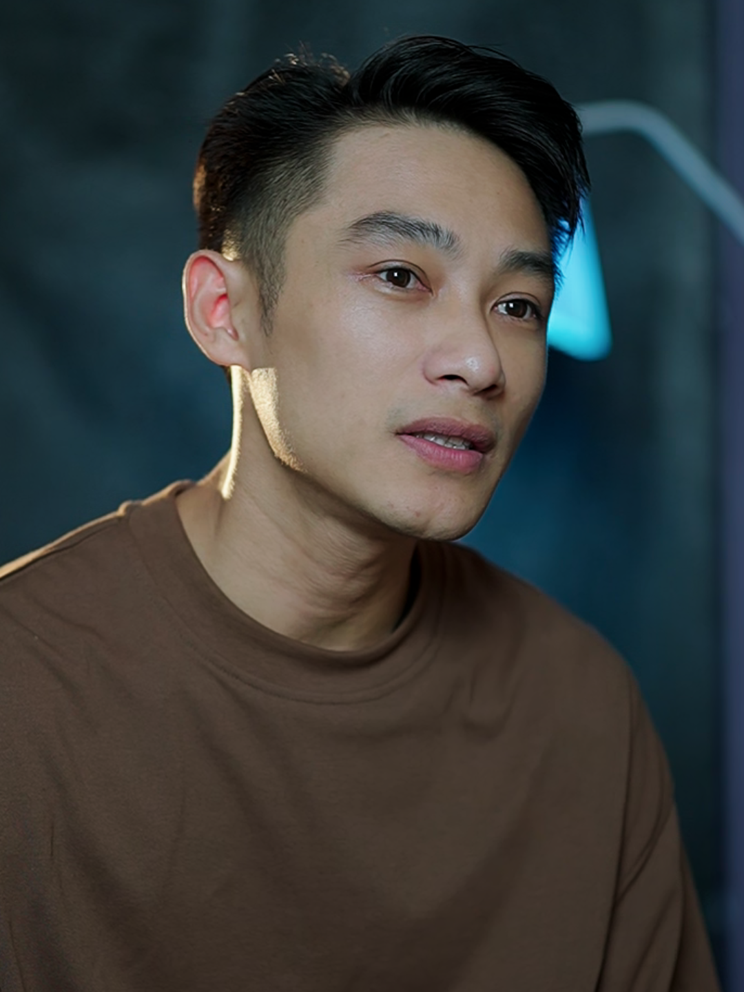 Mãi Mãi tuổi 18...chỉ hát vì bài quá hay thôi ... #dcnstudio #tuananhnguyen #sap30 #trinhdinhquang #vaylaphailonlenroi