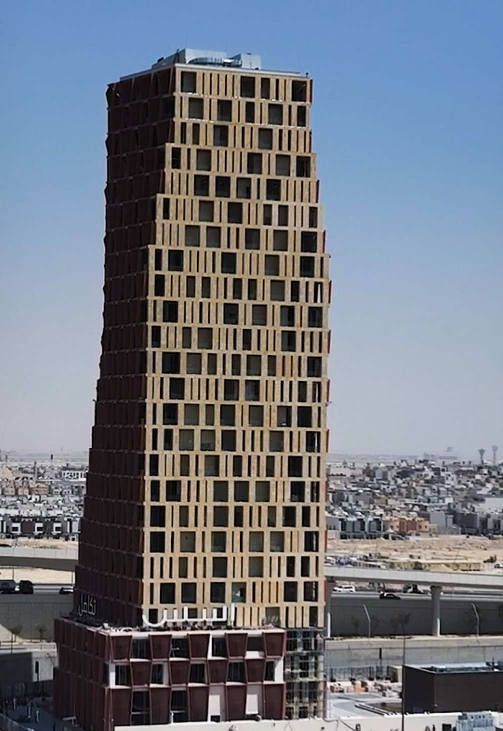 أبراج #أسس على طريق الملك سلمان #أبراج_الرياض 