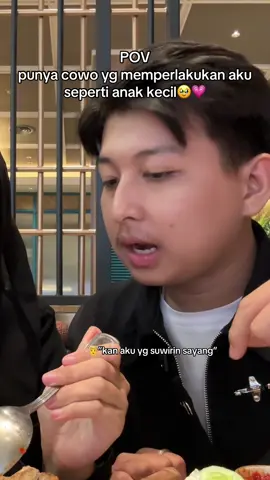 cuma grgr di cafenya gada wastafel jadi rafa ga bolehin aku makan pake tangan🥺 #couplegoals #couplestiktok #pasangantiktok #berondong #qakyin 