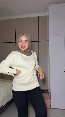 Baru pulang kerja udah disuruh kerja lagi 🤣 #fyp #lucu 