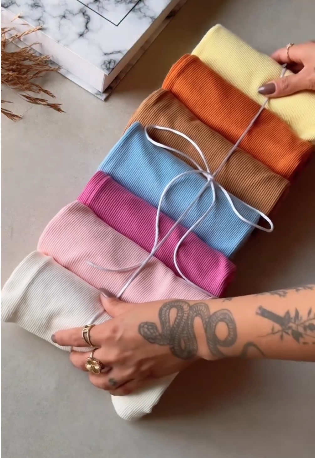 Um dos modelos mais amados do verão: Nulla Manga. Aquela peça que não pode faltar no seu guarda-roupa!  #regata #modafeminina #vestido #sulbrasil 