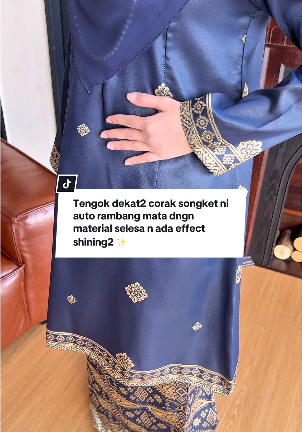 Tengok dekat2 corak songket ni auto rambang mata dngn material gaya songket klasik n image modern  mmg berseri bila pakai 😍✨ Set alarm live launching esok Khamis jam 9pagi 📍 #nfhboutiquegallery #kurung #kurungcantik #bajuwanita #kurungviral 
