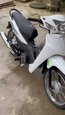 Cảm nhận của ae thấy wave 2025 thế nào 🌊 #wave110 #Honda #wavedokieng #wavethailand🇹🇭 #xuhuongtiktok 