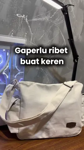 Cukup bawa canvas andalanmu 😎🔥 #simplelook #canvasbag #ootdstyle #slingbag #kalcer 