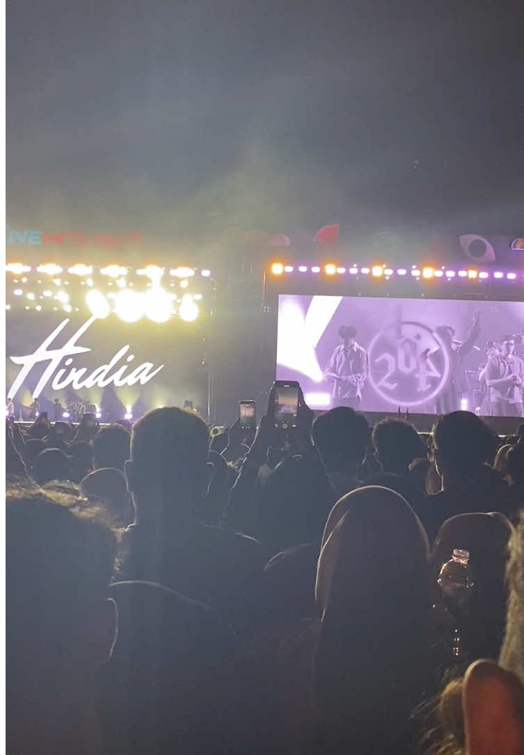 everything u are 🕊️ #hindia #everythinguare #liveprojectsemarang 