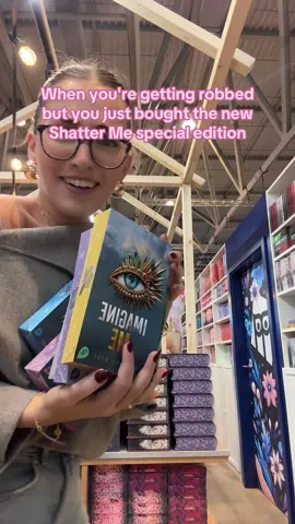 Nur bei @Buchhandlung Graff📖 😍😍 HAHAH #BookTok #aaronwarner #frankfurterbuchmesse #shattermeseries #booktokdeutschland 