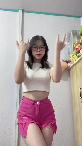 Khóc một mình để ko ai thấy 