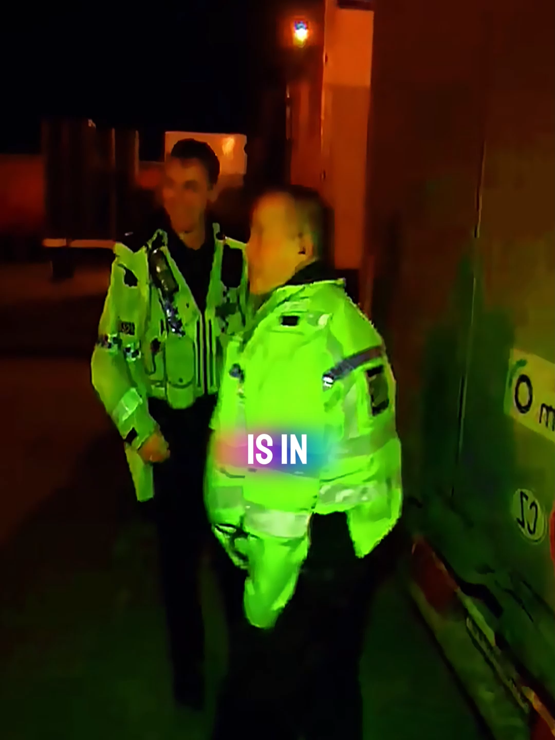 “Hidden in the Truck: Shocking Discovery During Police Stop”#UKPolice #BodycamFootage #PoliceStop #ViralUK  #ShockingDiscovery #BorderPatrol