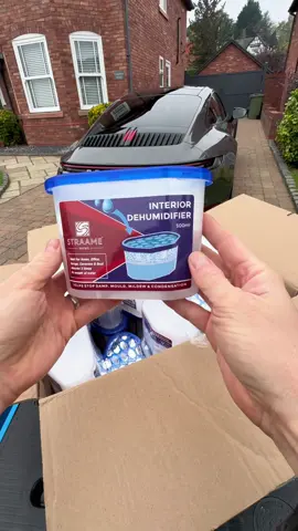 It’s INSANE how much water these dehumidifiers collect! 💦 #dehumidifier #homehacks #mould #fyp #tiktokmademebuyit 