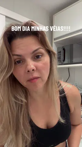 Bom diaaaaaa!! #bomdia #velhas #quarentonas #40mais 