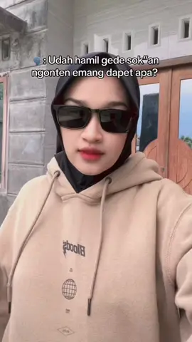 Kita nikmati aja prosesnya bun 🤗,,, Btw ini ootd bumil mau cari bakso 🤭😎 #allahummabaarik #bumilhappy #bumilsehatbayisehat🤰♥️😘😘 #hplnov2025 #bumiltm3 #affiliatepemula 