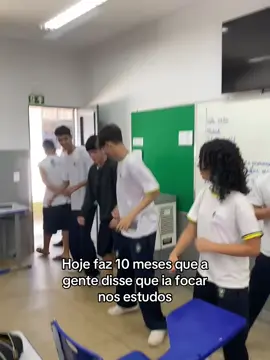 E não deu certo kkkkkk 