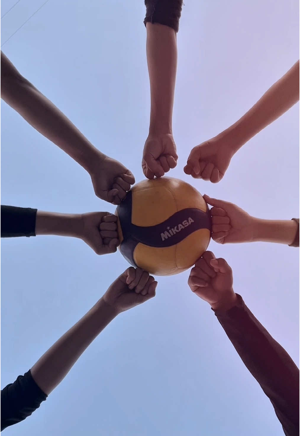 Anak voli ikut trend @Bang Mpuss @inuy♡´･ᴗ･`♡🌷 @its_Ryayin🧚‍♀️ @rcmn @. #volleyball #voliasik #voliindo