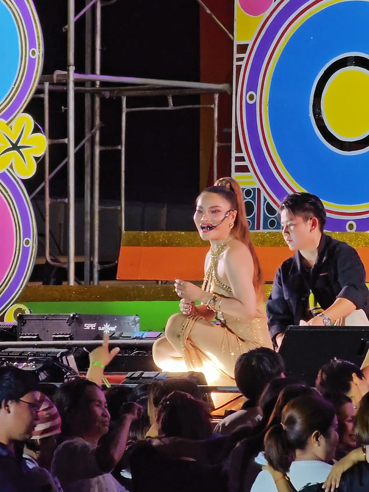 คอนเสิร์ตร่วมสมัยใหม่พัชรี แสดงที่บ้านดงยอ ต.พังขว้าง อ.เมือง จ.สกลนคร #นครสกลศิลป์ #ฟีดดดシ #fpyシ #นครสกลศิลป์ #ใหม่พัชรี 