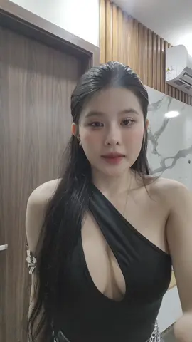 Anh cứ tán đi em không hối hận vì lựa trọn của em đâu #NhanVatChinh 