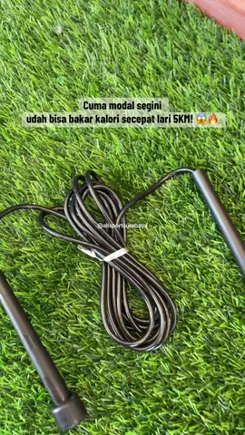 Yang baru mulai olahraga, wajib punya ini! Gak ribet, gak mahal, hasil nyata 💯 #skippingmurah #workoutfromhome #jumprope #alatworkoutdirumah 