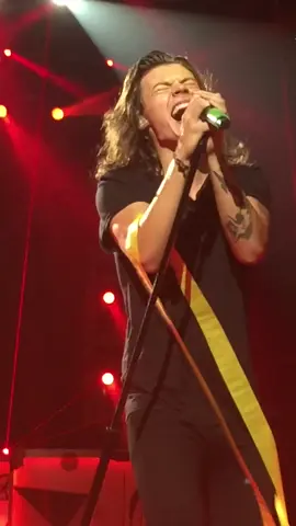 Drag Me Down. #harrystyles #louistomlinson #liampayne #niallhoran #onedirection 