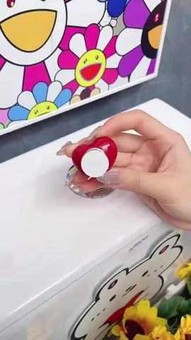 Nút nhấn xả nước toilet hình trái tim dễ thương