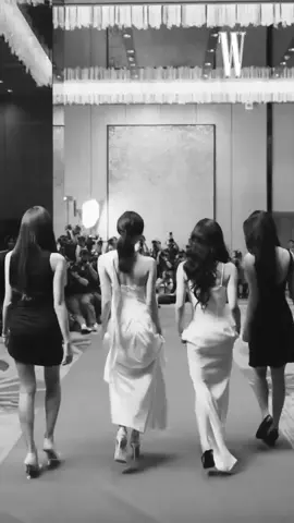 Aespa shines at W Korea’s Love Your W 2025 #aespa #karina #giselle #winter #ningning 