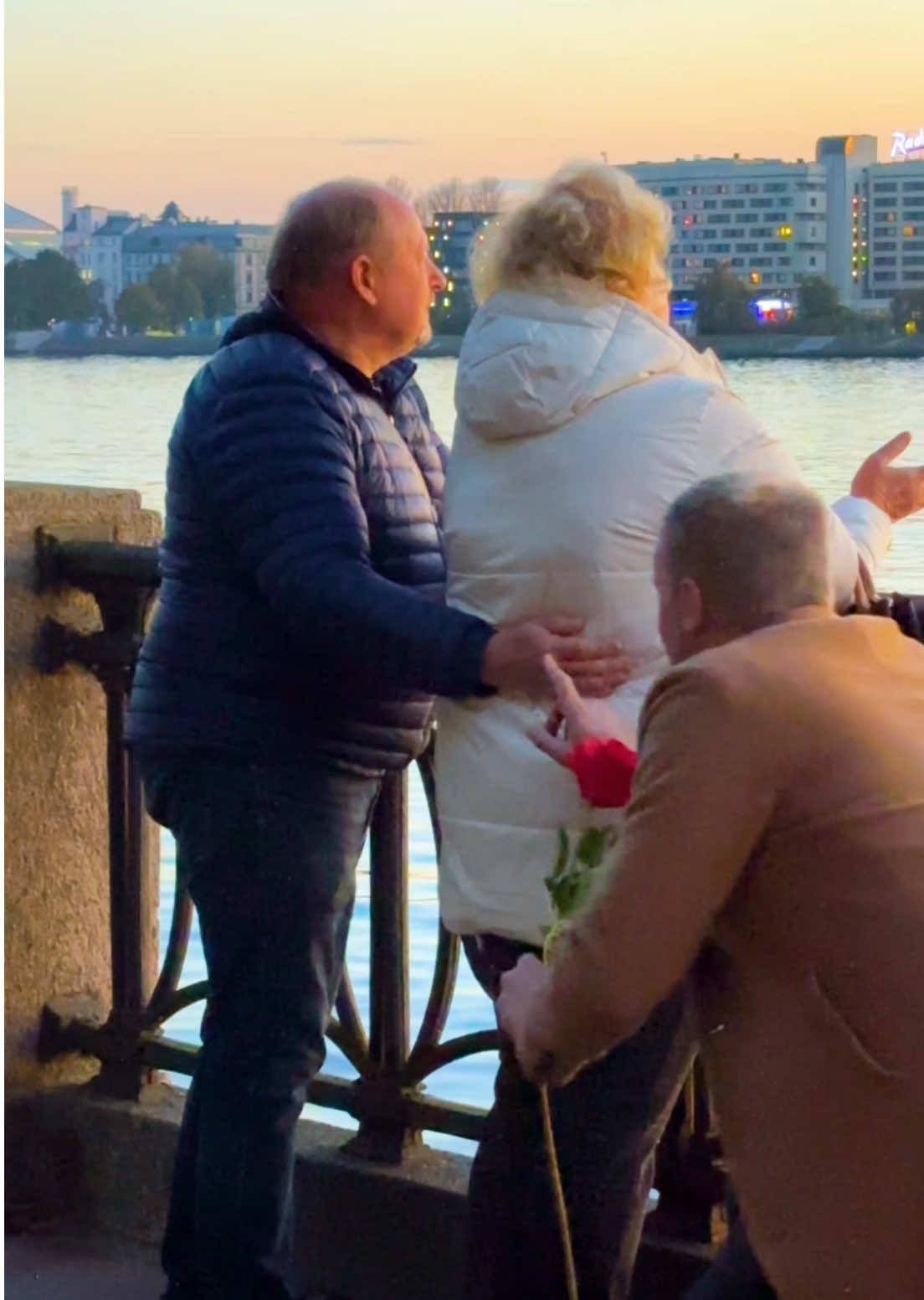 He Gave Her a Rose at Sunset 🌹🥰