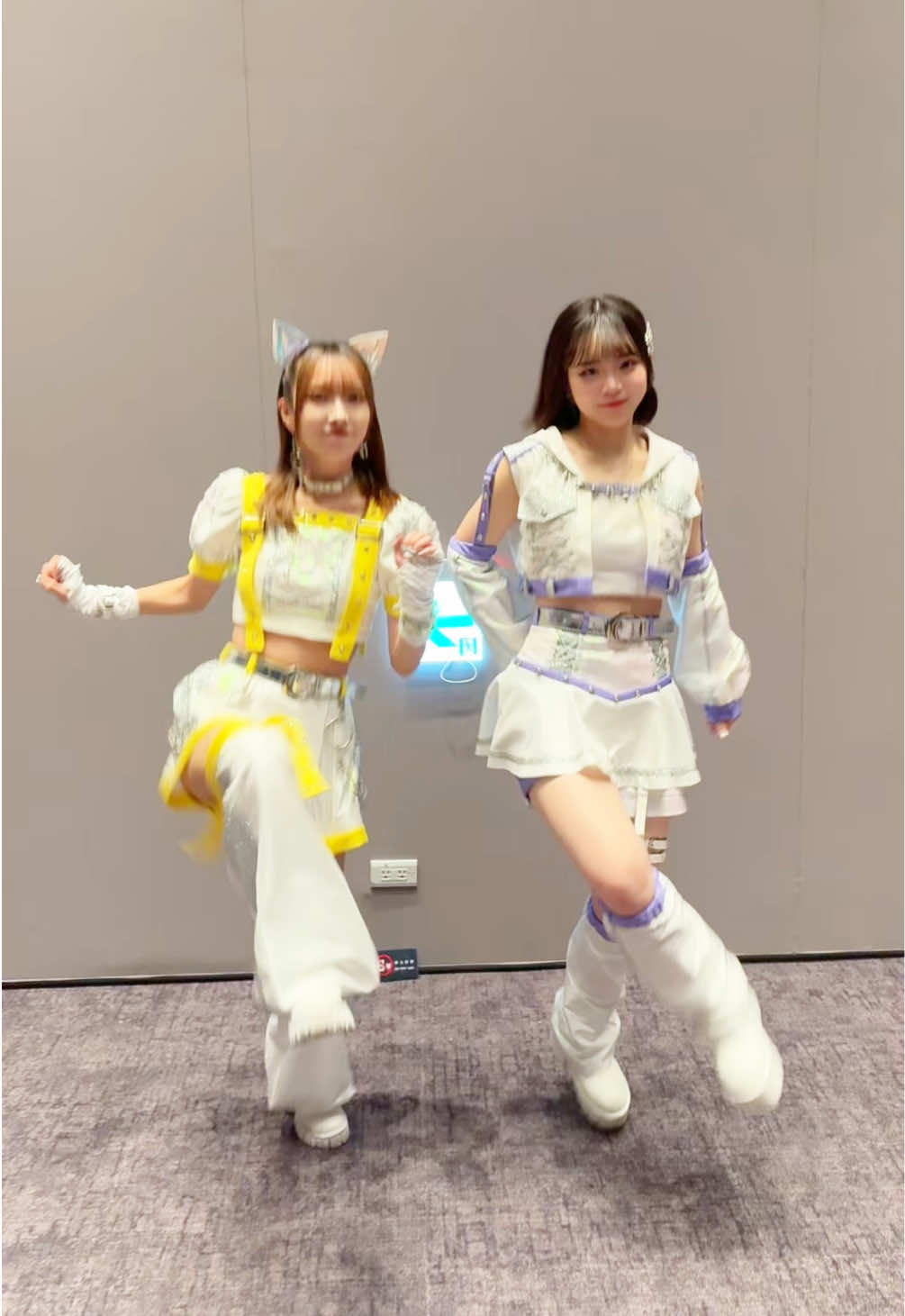 体幹ツインズ🦵🦵✨ @山本愛梨(Ma’Scar’Piece)  @咲間なぎ(Ma‘Scar’Piece)  #電音部 #シモキタザワエリア #マスカーピース #マスピ 