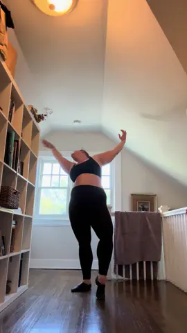 And they all have their own fun unique styles! Thank you @Jorge Rivera-Herrans and @wren  #dancing #dance #epicthemusical #greekgods #greekmythology 