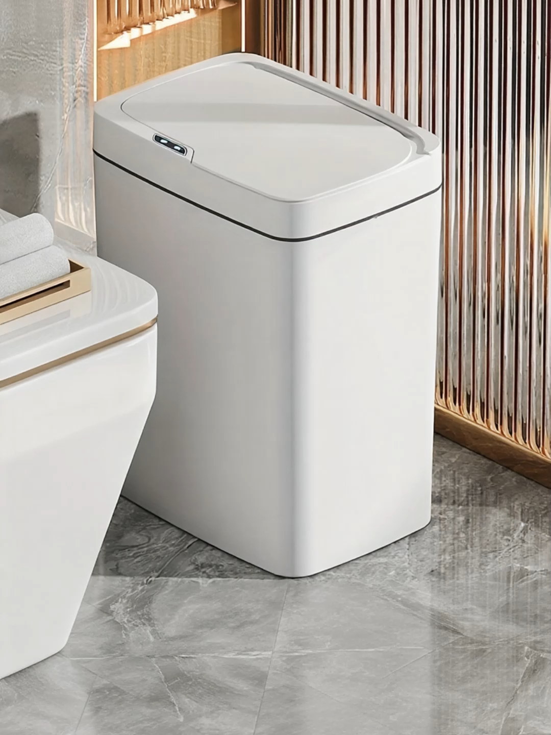 Lixeira Inteligente com Sensor Automático 16L — Tecnologia, Higiene e Praticidade 🗑️✨ Gostou? Acesse https://s.shopee.com.br/2LPegIrqEd Descrição: Mantenha seu ambiente limpo e moderno com a Lixeira Inteligente com Sensor Automático 16 litros! Com abertura automática por sensor de movimento, ela garante mais higiene e praticidade, evitando contato direto com a tampa. Ideal para cozinha, banheiro, escritório ou quarto, combina design sofisticado com funcionalidade tecnológica. ✅ Sensor automático — abre e fecha sem toque ✅ Capacidade de 16 litros ✅ Design moderno e silencioso ✅ Economia de energia e fácil limpeza ✅ Ideal para qualquer ambiente da casa #shopee #shorts #mulher #feminino #homem #masculino #utilidades #casa #familia #banheiros