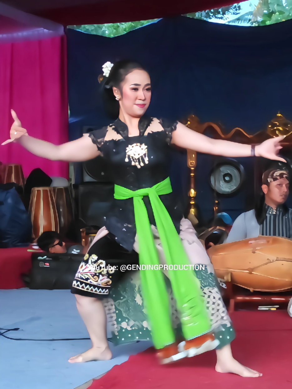 Blendrongan Nyeni • Full Video Lengkap cek YouTube #tayub #senibudaya #keseniantradisional🇮🇩 #lenggerwonosobo #fyp 