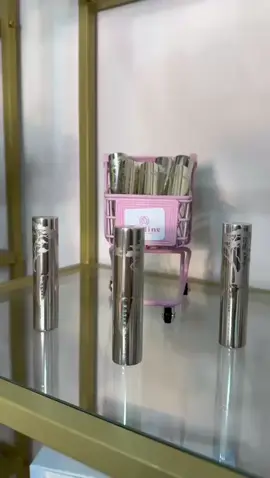 ROSSETTO TODAY = SCONTO SUBITO! 🚨 Lo trovi in OCCASIONI sul nostro sito. Difetto di packaging? Sì! Affare? ASSOLUTAMENTE! Link in bio  #angolooccasioni #beautysales #beautyoutlet #beautyoffer#rossetto 