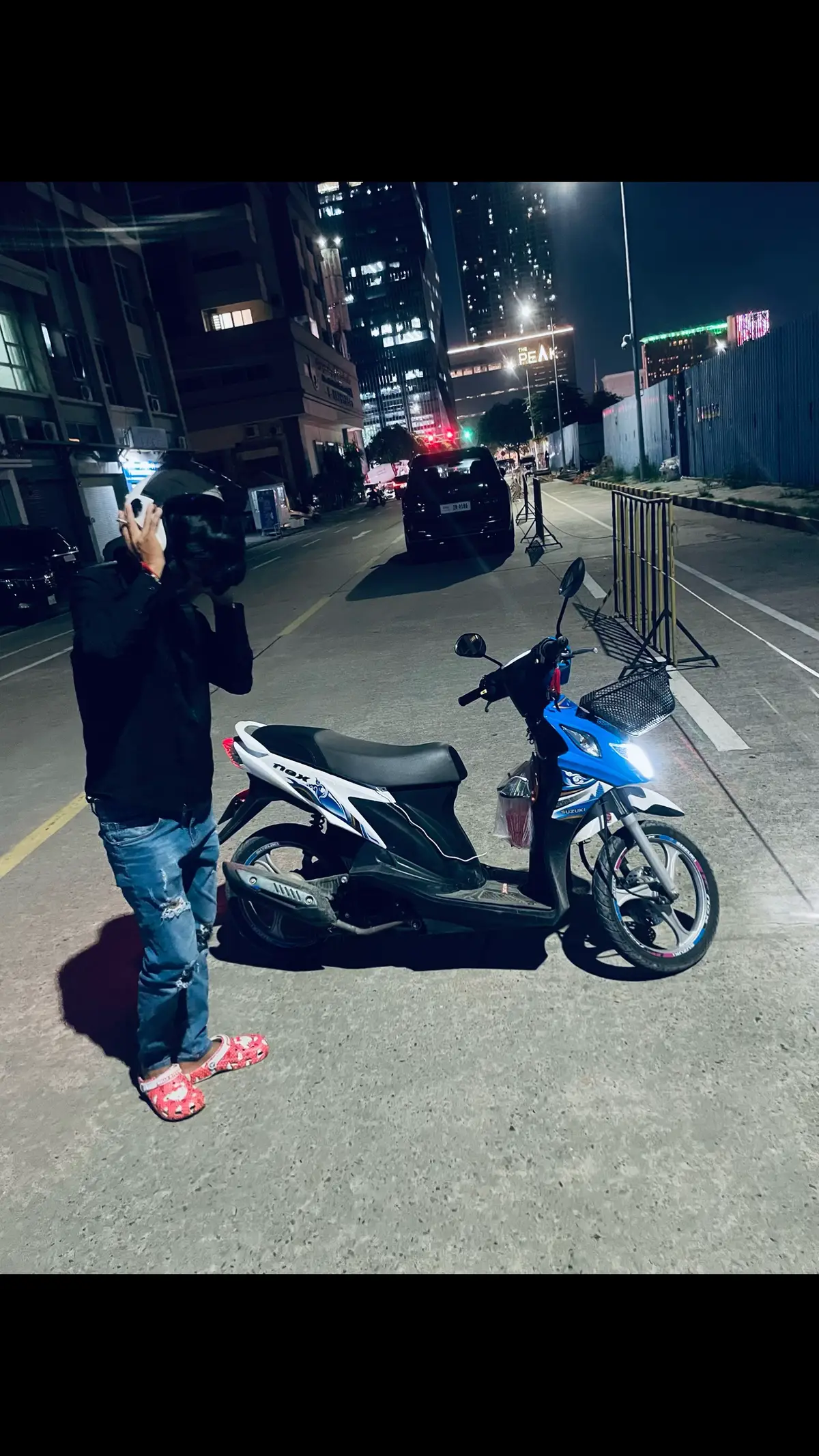 អ្នកណាបំភ្លេចខ្ញុំ ខ្ញុំបំភ្លេចអ្នក! អ្នកណាគោរពខ្ញុំ ខ្ញុំគោរពអ្នក  អ្នកណាឱ្យតម្លៃខ្ញុំ ខ្ញុំឱ្យតម្លៃអ្នក ស្រួលៗ..#fyp 