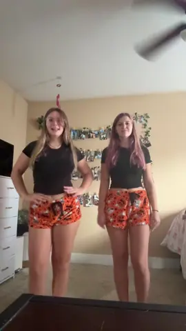 my cutie pookie #fyp #halloween #twin #tswizzle 