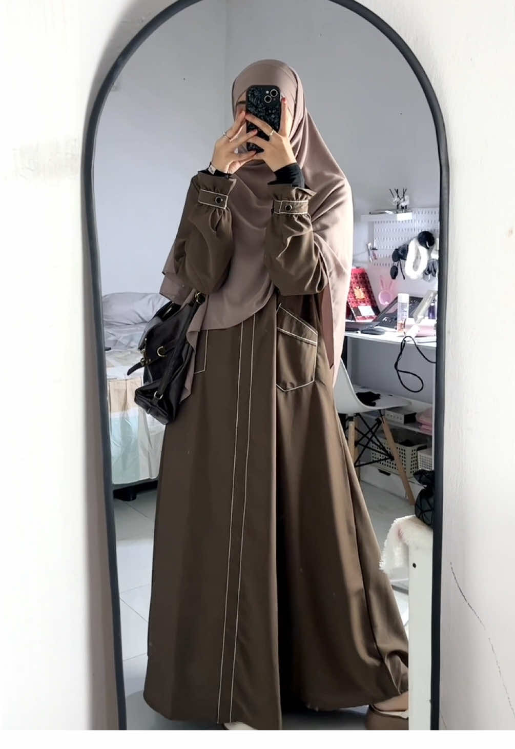 Kgett bgt si ini abayany bahannya bagus bgttt tpiii hargnyaa 🫵✨ uda cb cek kerkun aja deh ya🤎🫶🏻