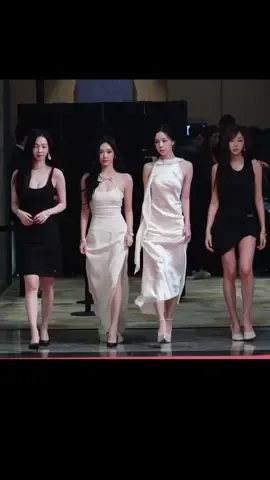 Aespa at W Korea Love Your W 2025 Red Carpet #aespa #karina #giselle #winter #ningning 