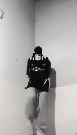 siapa yg suka lagu ini?? dc:@fikrimarwannn #dancer #dancechallenge #viral #alamak #choreo  