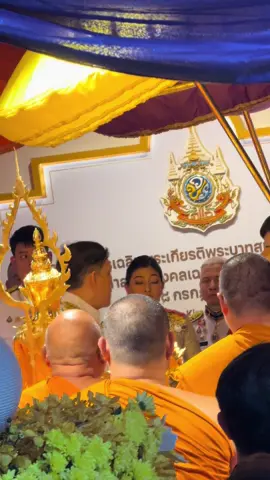 กฐินหลวง วัดพระเชตุพนวิมลมังคลารามรสชวรมหาวิหาร  #ในหลวง #พระเจ้าอยู่หัว #พระราชินี #ทรงพระเจริญ