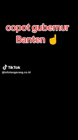 jelas siswa yg salah, karena melanggar peraturan disekolah. seharus nya siswa yg melanggar yg dikeluarkan, bukan guru yg dikeluarkan #copotgubernurbanten #saveguru