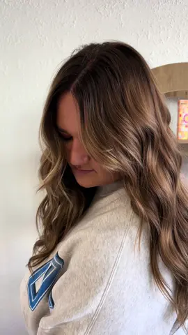 From Hannah to Miley 🤭😍 #brunette #balayage #hairstylist #michiganhairstylist #fypシ  @gillian__vandermolen 