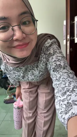 ♥️♥️♥️♥️ #ikutingendis #ikutinaku #setoroutfitceunah #setoroutfit 