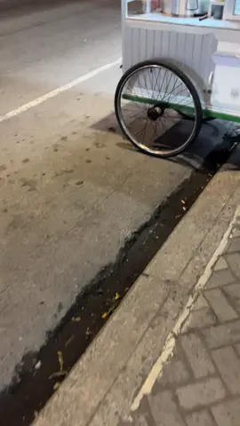 iki jane nabrak opo ngasi dadi liyut ki🤣🤣@Ma'ruf Setiawan 