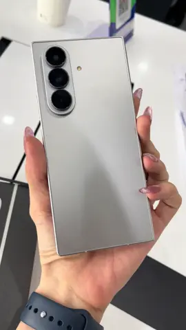 Màu xám đẹp điênnnn #fold7 #samsung #samcenter 