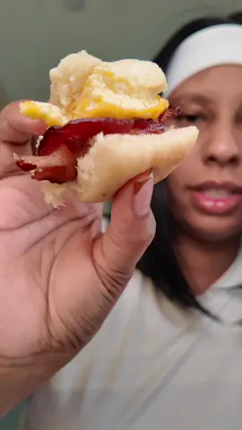 Run don’t walk to Chick Fil A for the bacon egg & cheese mini’s. #chickfila #secretmenu #Foodie #foodreview 