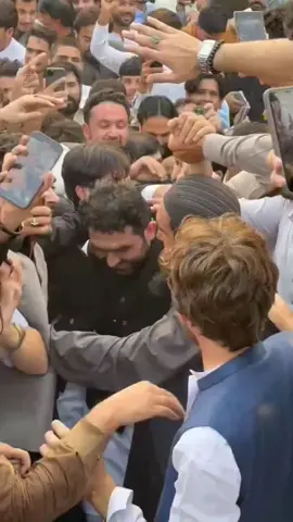 جب ایک عام غریب کارکن وزیراعلٰی بنتا ہے #teamkaptantiktok #imrankhan #imrankhanpti #imrankhanzindabad #imran 