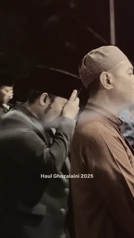 Mugi mugi kito sedoyo angsal barokahipun mbah yai ghozali kalih... #gusbahruzamzami #haulghozalaini #santrikrempyang #pondokkrempyang #boikottrans7 