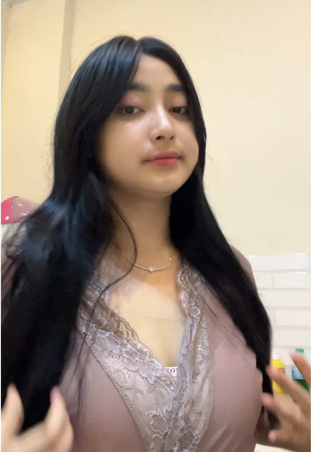 Membalas @Stre`k🫧  masyaallah banget kan , paling nyaman pakai breastpump nya BKA 💙🩵🥰 #mamahmuda #istricantik #mahmud #breastpumpbiru #relaxfit 