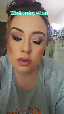 #wednesdayvibes #humpday #lovenpositivevibes #noblequeens👑 #redheartsclub 