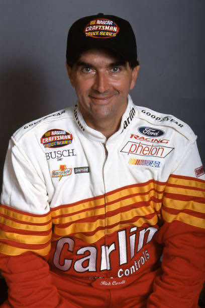 July 1st, 2000, the Sears Diehard 200. On lap 146 going into turn 1, Terry Cook would come down on Rick Carelli. This would cause both Carelli and Cook to spin, with Cook hitting the outside wall. Marty Houston and Randy Renfrow would also spin out due to the smoke. Kurt Busch would go on to win the race. #nascar #2000 #crash #milwaukee #milwaukeemile 