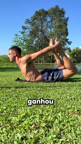 Movimento é vida ✅  Clique no link da bio para começar o desafio 28 dias HOJE 🔥 E transformar seu corpo de forma leve, natural e eficiente  #calistenia #mobilidade #yoga #treino 